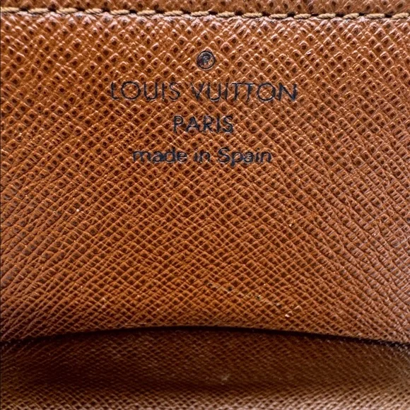 Louis Vuitton Monogram Card Holder 11671 - Picture 5 of 9